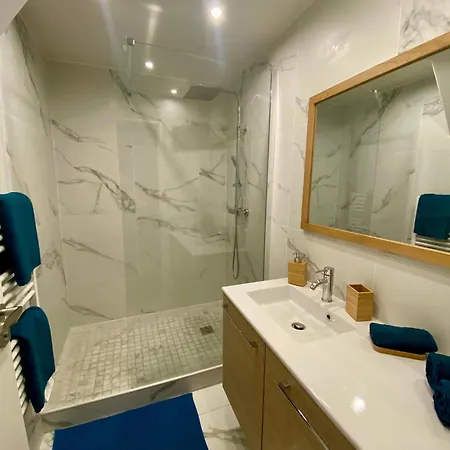 Renove Suquet Apartment